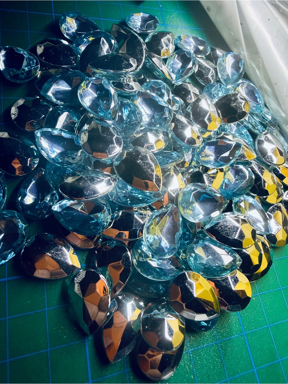 💎4 for $20 💎Vintage Made in W. Germany - Lt. Sapphire 18x 13 Rhinestones (100)